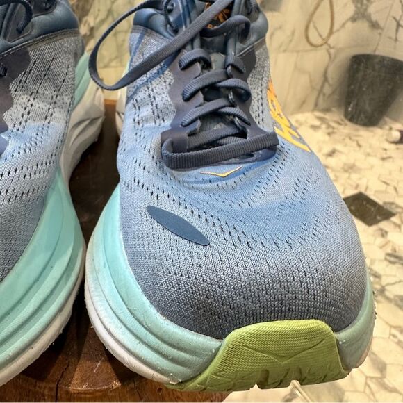 HOKA Bondi 8 Men's Size 13 Wide - outsole dmg - Picture 4 of 12